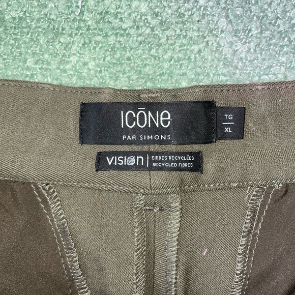 Short / size XL - Picture 3 of 5